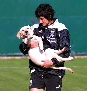 イルハンと愛犬コパ君